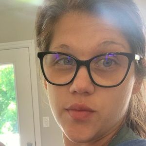 Meet your Posher, Kristina